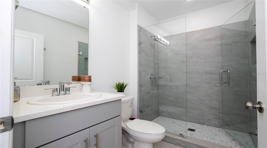 DAVENPORT, Florida 33897, 5 Bedrooms Bedrooms, ,3 BathroomsBathrooms,Residential,For Sale,TUSCANY,0,MFRO6412053