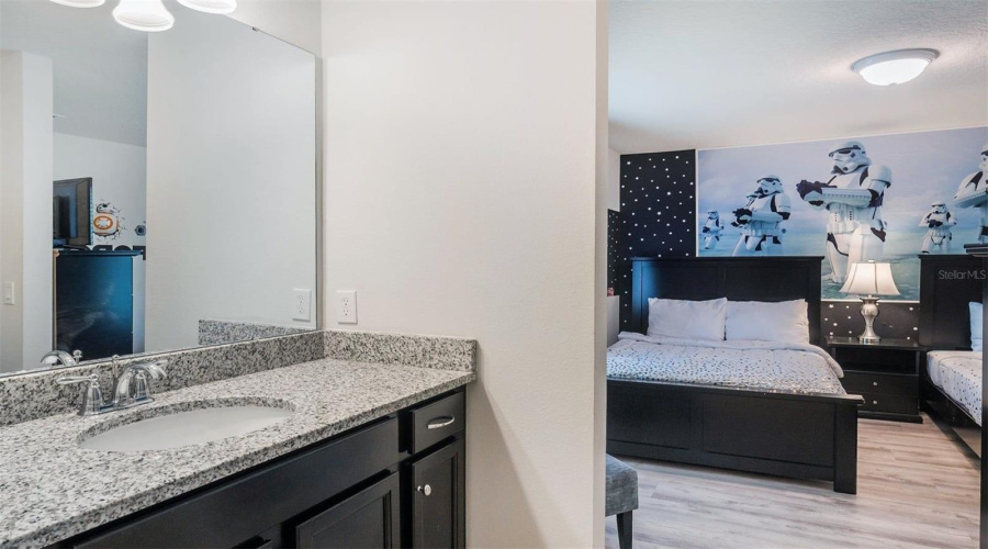 KISSIMMEE, Florida 34747, 8 Bedrooms Bedrooms, ,6 BathroomsBathrooms,Residential,For Sale,BENGAL,0,MFRO6412687