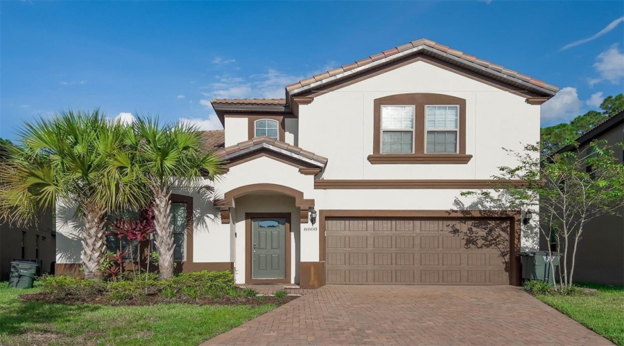 KISSIMMEE, Florida 34747, 8 Bedrooms Bedrooms, ,6 BathroomsBathrooms,Residential,For Sale,BENGAL,0,MFRO6412687