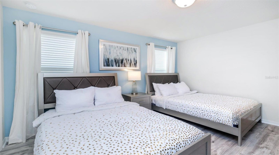 KISSIMMEE, Florida 34747, 8 Bedrooms Bedrooms, ,6 BathroomsBathrooms,Residential,For Sale,BENGAL,0,MFRO6412687