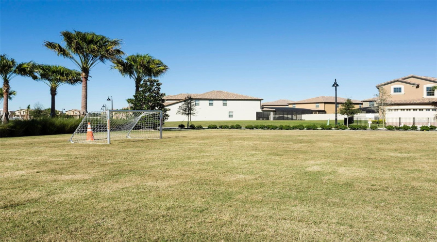 KISSIMMEE, Florida 34747, 8 Bedrooms Bedrooms, ,6 BathroomsBathrooms,Residential,For Sale,BENGAL,0,MFRO6412687