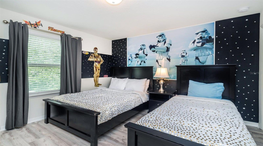 KISSIMMEE, Florida 34747, 8 Bedrooms Bedrooms, ,6 BathroomsBathrooms,Residential,For Sale,BENGAL,0,MFRO6412687