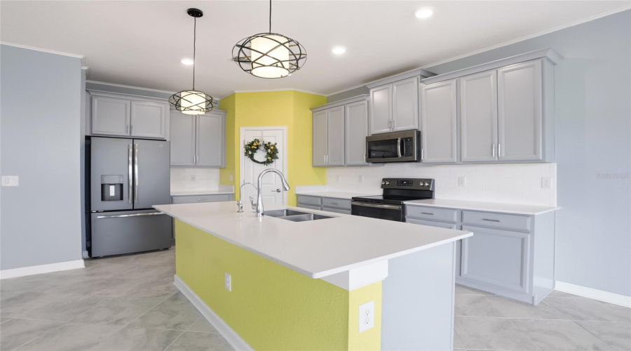 DAVENPORT, Florida 33896, 4 Bedrooms Bedrooms, ,2 BathroomsBathrooms,Residential,For Sale,PACIFIC DUNES,0,MFRO6412801