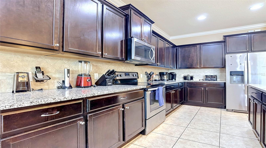 KISSIMMEE, Florida 34747, 8 Bedrooms Bedrooms, ,6 BathroomsBathrooms,Residential,For Sale,GOBI,0,MFRO6412821