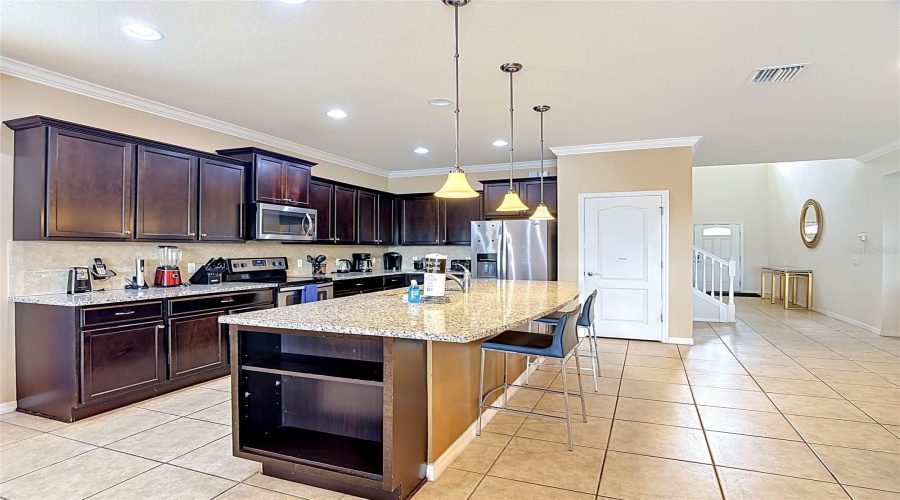 KISSIMMEE, Florida 34747, 8 Bedrooms Bedrooms, ,6 BathroomsBathrooms,Residential,For Sale,GOBI,0,MFRO6412821