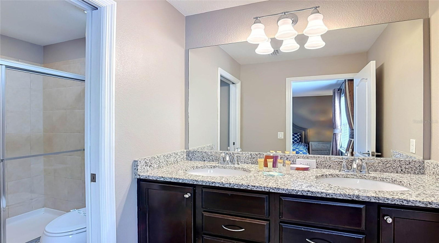 KISSIMMEE, Florida 34747, 8 Bedrooms Bedrooms, ,6 BathroomsBathrooms,Residential,For Sale,GOBI,0,MFRO6412821