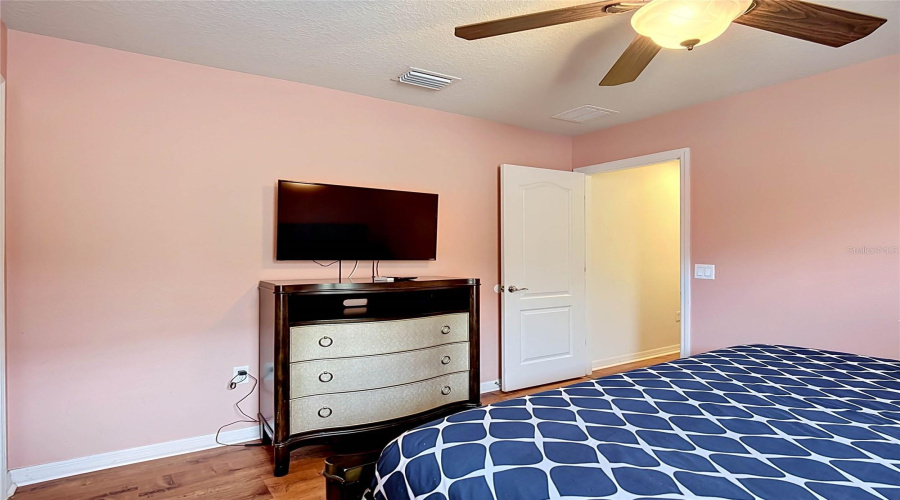 KISSIMMEE, Florida 34747, 8 Bedrooms Bedrooms, ,6 BathroomsBathrooms,Residential,For Sale,GOBI,0,MFRO6412821