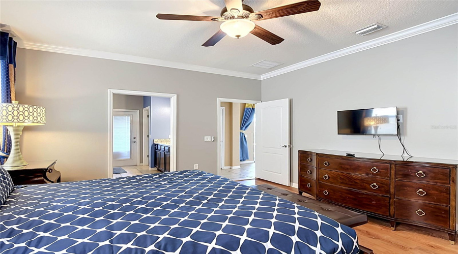 KISSIMMEE, Florida 34747, 8 Bedrooms Bedrooms, ,6 BathroomsBathrooms,Residential,For Sale,GOBI,0,MFRO6412821