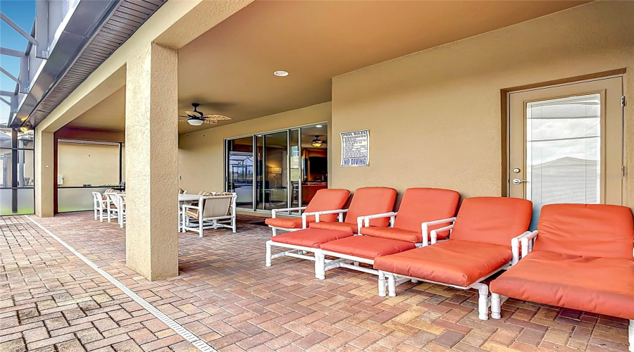 KISSIMMEE, Florida 34747, 8 Bedrooms Bedrooms, ,6 BathroomsBathrooms,Residential,For Sale,GOBI,0,MFRO6412821