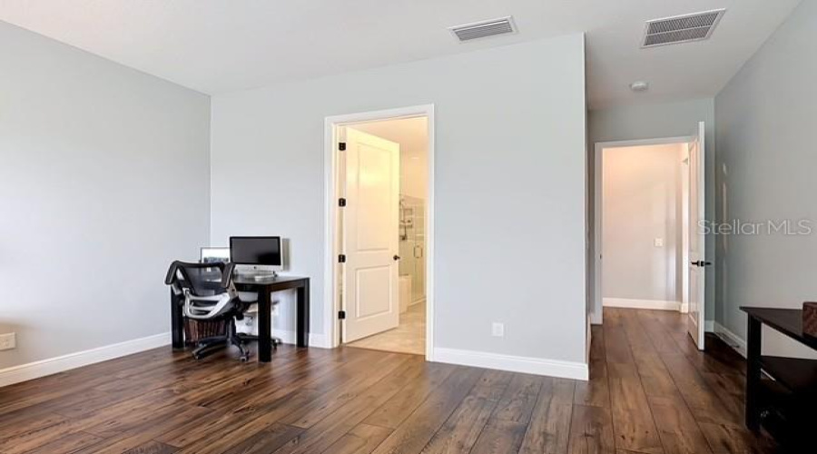 DAVENPORT, Florida 33897, 4 Bedrooms Bedrooms, ,3 BathroomsBathrooms,Residential,For Sale,ZABALLINA,0,MFRS5150780