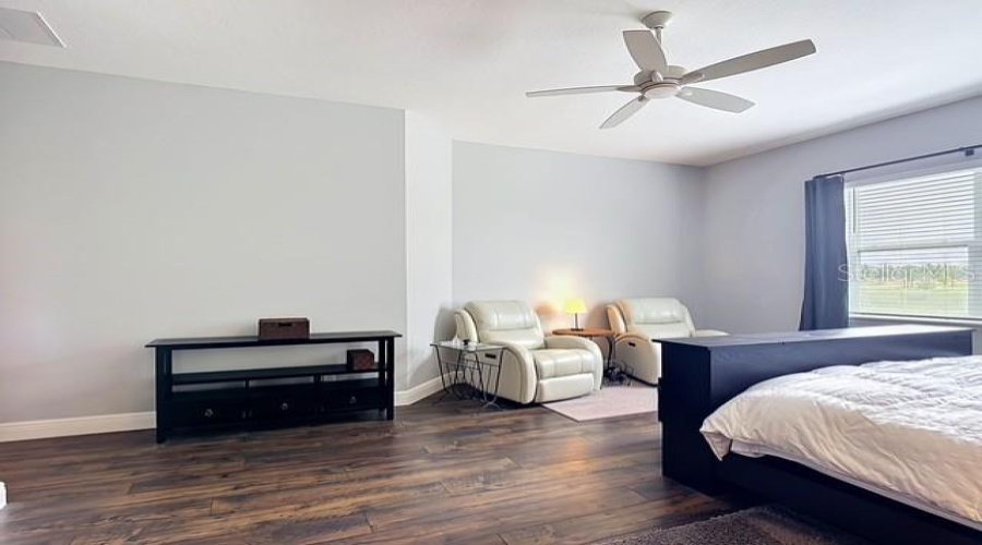 DAVENPORT, Florida 33897, 4 Bedrooms Bedrooms, ,3 BathroomsBathrooms,Residential,For Sale,ZABALLINA,0,MFRS5150780