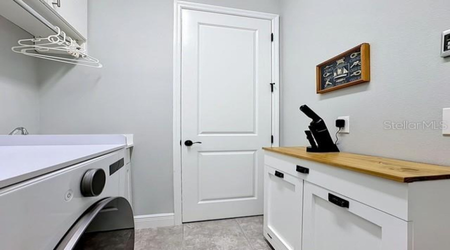 DAVENPORT, Florida 33897, 4 Bedrooms Bedrooms, ,3 BathroomsBathrooms,Residential,For Sale,ZABALLINA,0,MFRS5150780