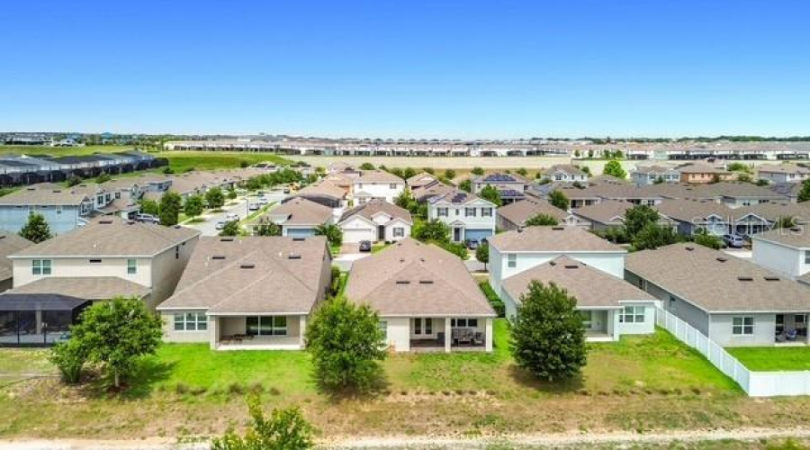 DAVENPORT, Florida 33897, 4 Bedrooms Bedrooms, ,3 BathroomsBathrooms,Residential,For Sale,ZABALLINA,0,MFRS5150780