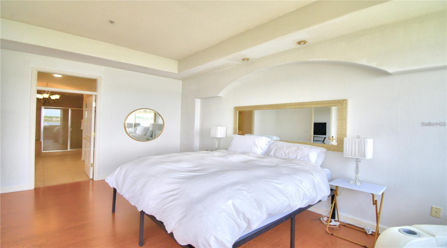 ORLANDO, Florida 32836, 2 Bedrooms Bedrooms, ,2 BathroomsBathrooms,Residential,For Sale,THE ESPLANADE,0,MFRO6410636