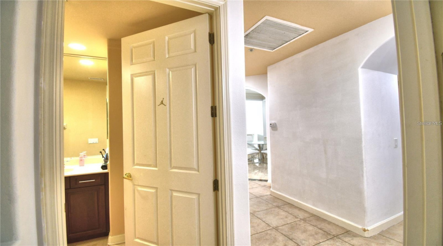 ORLANDO, Florida 32836, 2 Bedrooms Bedrooms, ,2 BathroomsBathrooms,Residential,For Sale,THE ESPLANADE,0,MFRO6410636