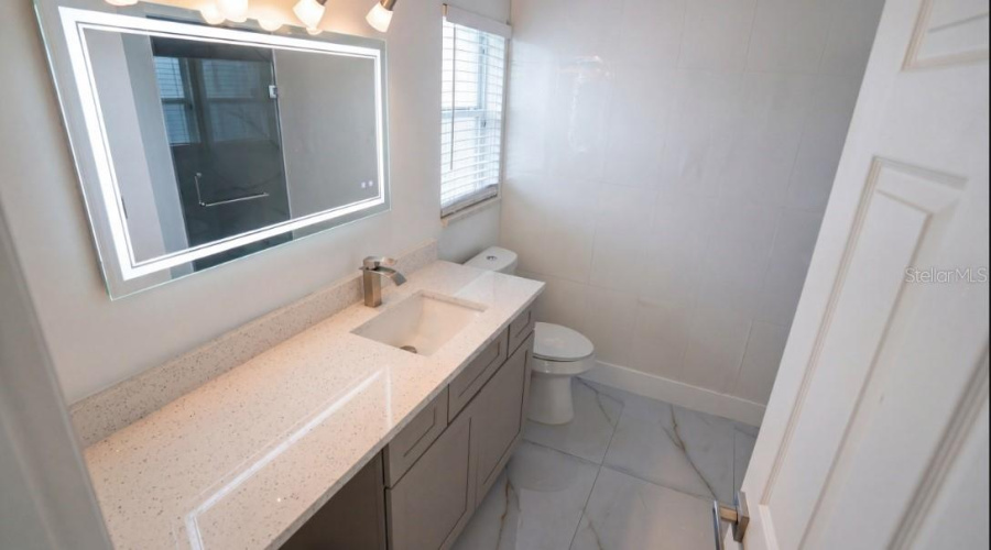 Master Bathroom 1.1
