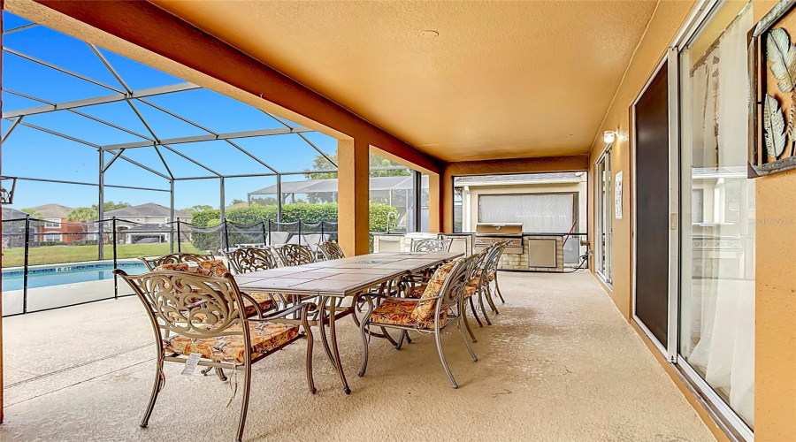 Outdoor Dining Area