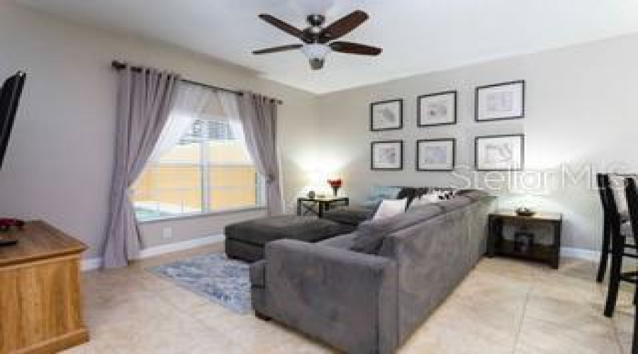 KISSIMMEE, Florida 34747, 4 Bedrooms Bedrooms, ,3 BathroomsBathrooms,Residential,For Sale,BANANA PALM,0,MFRG5112991