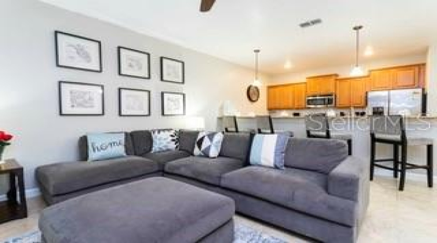 KISSIMMEE, Florida 34747, 4 Bedrooms Bedrooms, ,3 BathroomsBathrooms,Residential,For Sale,BANANA PALM,0,MFRG5112991