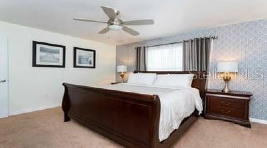 KISSIMMEE, Florida 34747, 4 Bedrooms Bedrooms, ,3 BathroomsBathrooms,Residential,For Sale,BANANA PALM,0,MFRG5112991