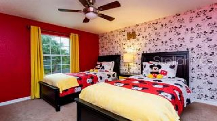KISSIMMEE, Florida 34747, 4 Bedrooms Bedrooms, ,3 BathroomsBathrooms,Residential,For Sale,BANANA PALM,0,MFRG5112991