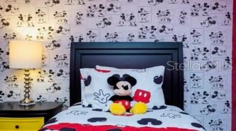 KISSIMMEE, Florida 34747, 4 Bedrooms Bedrooms, ,3 BathroomsBathrooms,Residential,For Sale,BANANA PALM,0,MFRG5112991
