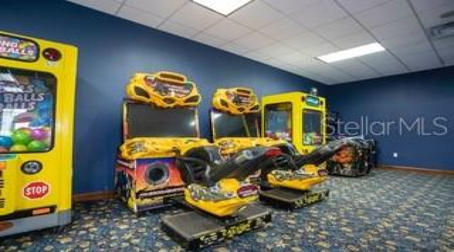 KISSIMMEE, Florida 34747, 4 Bedrooms Bedrooms, ,3 BathroomsBathrooms,Residential,For Sale,BANANA PALM,0,MFRG5112991