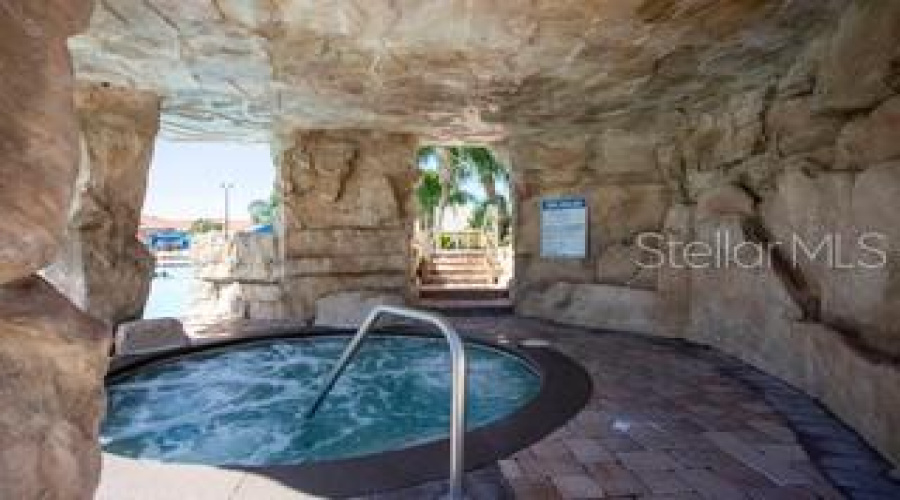 KISSIMMEE, Florida 34747, 4 Bedrooms Bedrooms, ,3 BathroomsBathrooms,Residential,For Sale,BANANA PALM,0,MFRG5112991