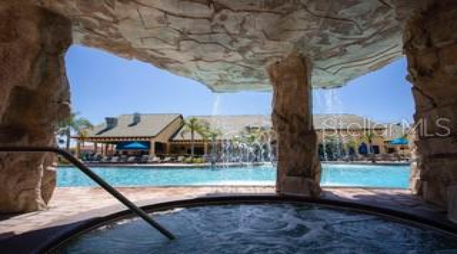 KISSIMMEE, Florida 34747, 4 Bedrooms Bedrooms, ,3 BathroomsBathrooms,Residential,For Sale,BANANA PALM,0,MFRG5112991