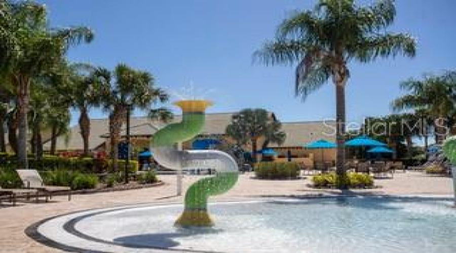 KISSIMMEE, Florida 34747, 4 Bedrooms Bedrooms, ,3 BathroomsBathrooms,Residential,For Sale,BANANA PALM,0,MFRG5112991