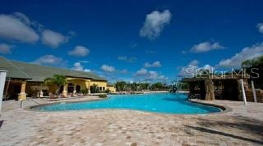 KISSIMMEE, Florida 34747, 4 Bedrooms Bedrooms, ,3 BathroomsBathrooms,Residential,For Sale,BANANA PALM,0,MFRG5112991