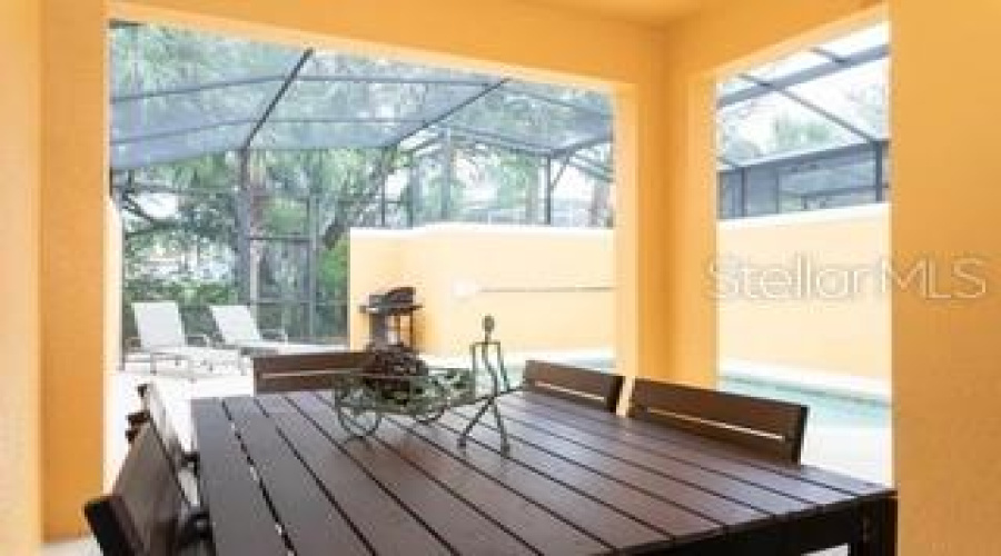 KISSIMMEE, Florida 34747, 4 Bedrooms Bedrooms, ,3 BathroomsBathrooms,Residential,For Sale,BANANA PALM,0,MFRG5112991
