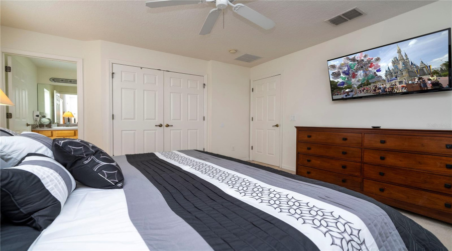 KISSIMMEE, Florida 34747, 4 Bedrooms Bedrooms, ,3 BathroomsBathrooms,Residential,For Sale,WHITE ORCHID,0,MFRO6412639