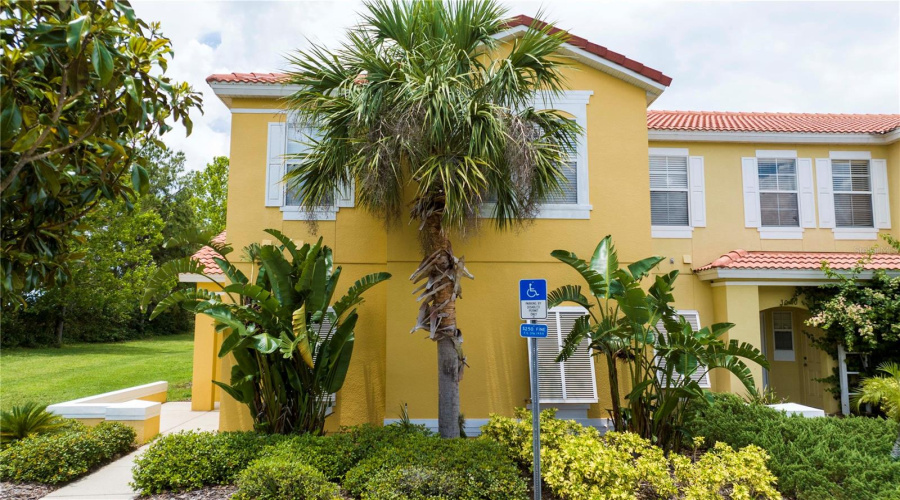 KISSIMMEE, Florida 34747, 4 Bedrooms Bedrooms, ,3 BathroomsBathrooms,Residential,For Sale,WHITE ORCHID,0,MFRO6412639