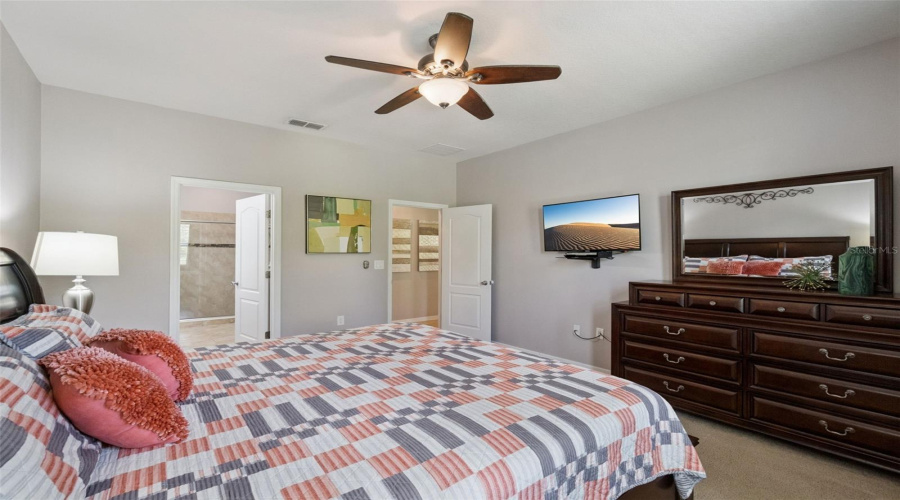 DAVENPORT, Florida 33837, 4 Bedrooms Bedrooms, ,2 BathroomsBathrooms,Residential,For Sale,BRIDGEFORD CROSSING,0,MFRO6412875