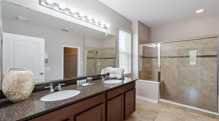 DAVENPORT, Florida 33837, 4 Bedrooms Bedrooms, ,2 BathroomsBathrooms,Residential,For Sale,BRIDGEFORD CROSSING,0,MFRO6412875