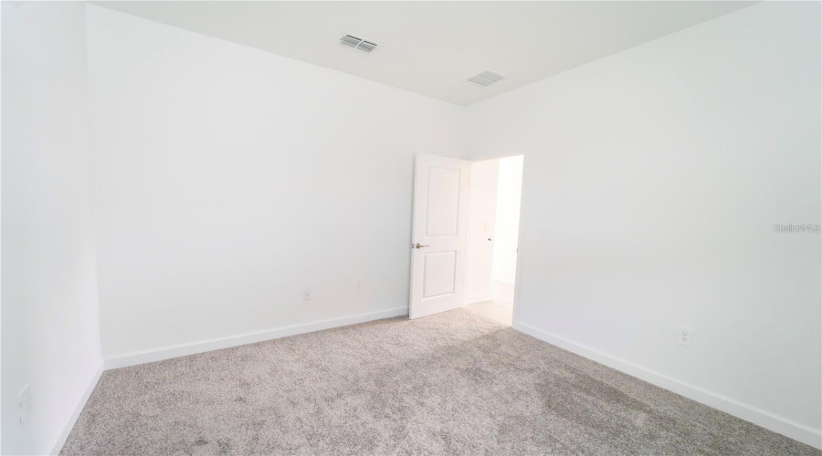 DAVENPORT, Florida 33837, 4 Bedrooms Bedrooms, ,2 BathroomsBathrooms,Residential,For Sale,REDBRIDGE,0,MFRO6413062