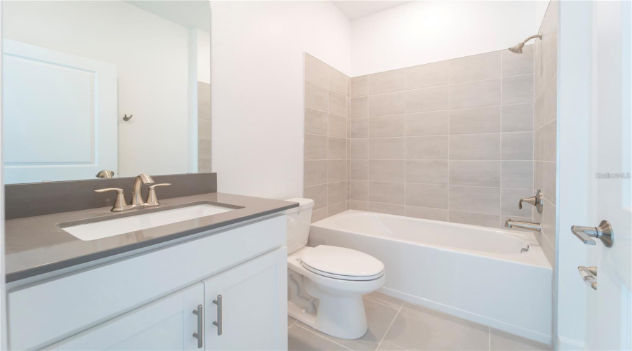 DAVENPORT, Florida 33837, 4 Bedrooms Bedrooms, ,2 BathroomsBathrooms,Residential,For Sale,REDBRIDGE,0,MFRO6413062