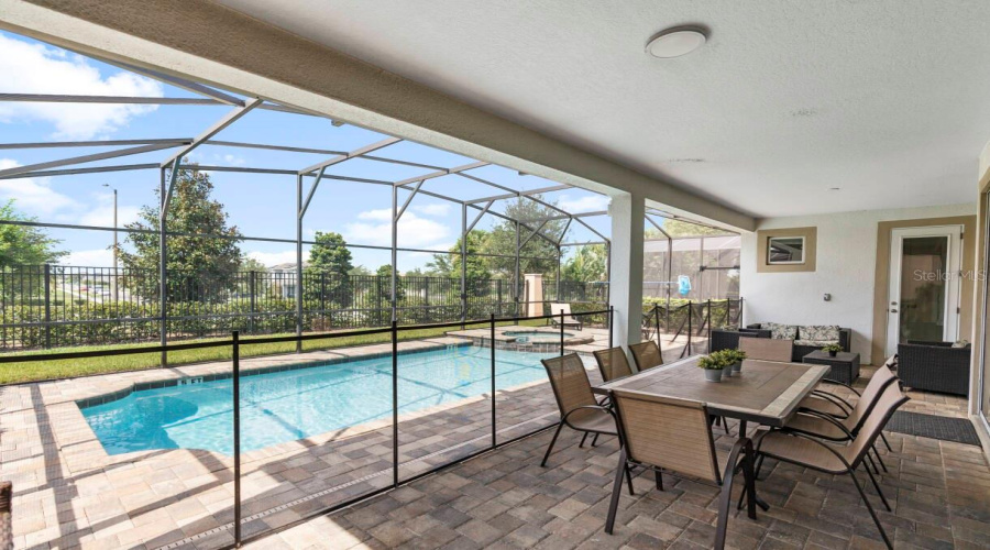 KISSIMMEE, Florida 34747, 9 Bedrooms Bedrooms, ,6 BathroomsBathrooms,Residential,For Sale,SUNSHINE RIDGE,0,MFRO6363130