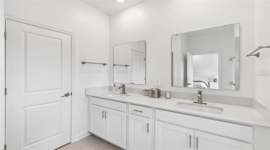 DAVENPORT, Florida 33837, 4 Bedrooms Bedrooms, ,3 BathroomsBathrooms,Residential,For Sale,DAGENHAM,0,MFRTB8514571