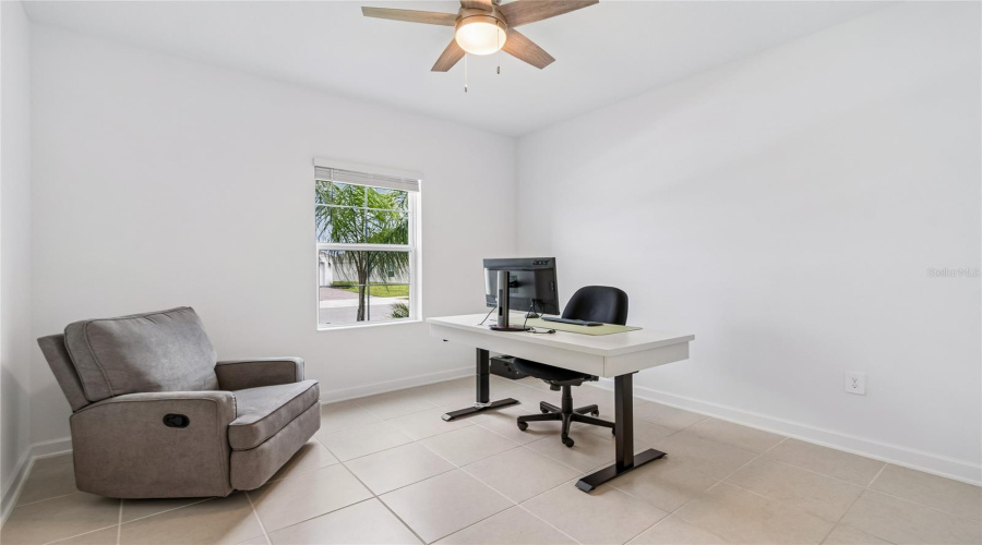 DAVENPORT, Florida 33837, 4 Bedrooms Bedrooms, ,3 BathroomsBathrooms,Residential,For Sale,DAGENHAM,0,MFRTB8514571