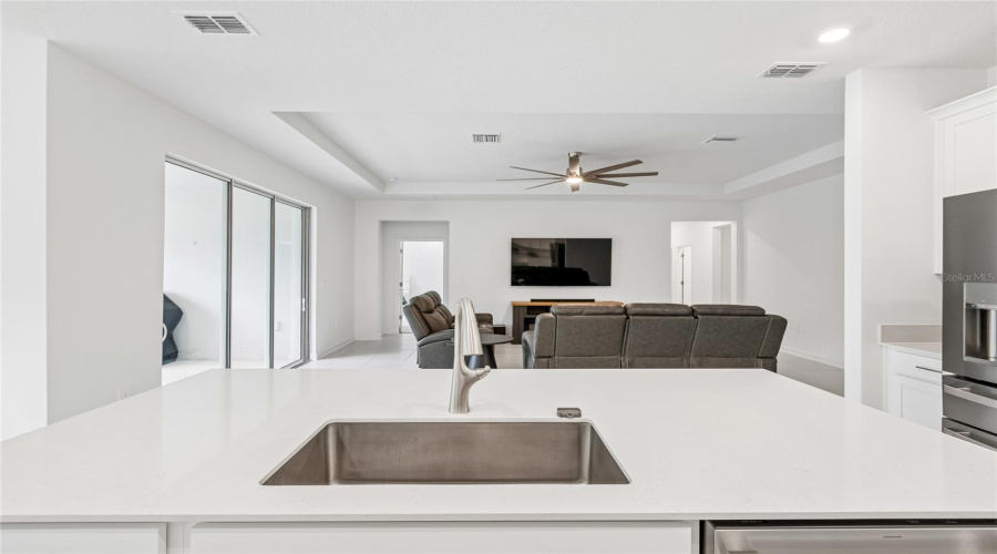 DAVENPORT, Florida 33837, 4 Bedrooms Bedrooms, ,3 BathroomsBathrooms,Residential,For Sale,DAGENHAM,0,MFRTB8514571