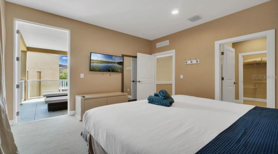 KISSIMMEE, Florida 34747, 4 Bedrooms Bedrooms, ,4 BathroomsBathrooms,Residential,For Sale,AMAZONAS,0,MFRO6413041