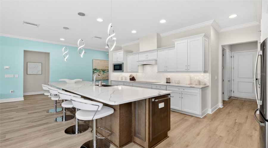 KISSIMMEE, Florida 34747, 3 Bedrooms Bedrooms, ,2 BathroomsBathrooms,Residential,For Sale,FOUR SEASONS,0,MFRS5150955