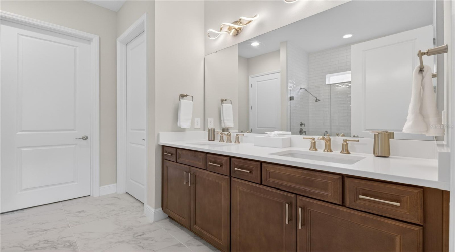 KISSIMMEE, Florida 34747, 3 Bedrooms Bedrooms, ,2 BathroomsBathrooms,Residential,For Sale,FOUR SEASONS,0,MFRS5150955