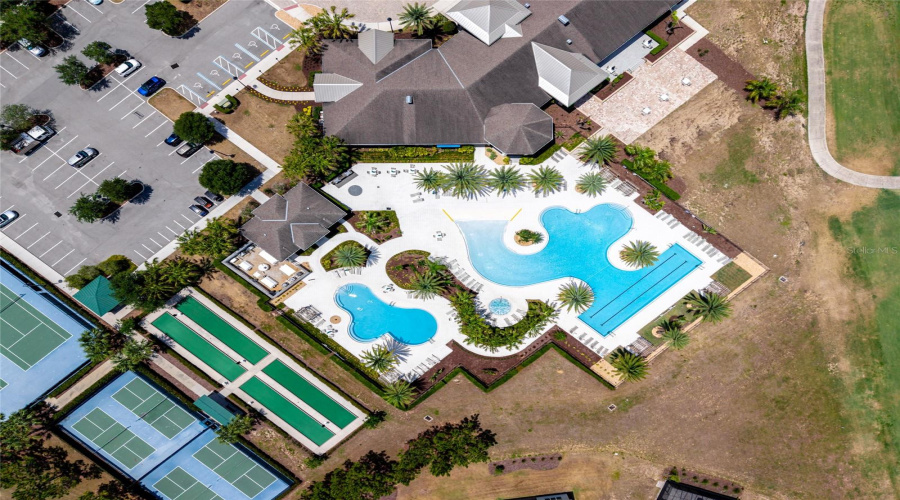 KISSIMMEE, Florida 34747, 3 Bedrooms Bedrooms, ,2 BathroomsBathrooms,Residential,For Sale,FOUR SEASONS,0,MFRS5150955