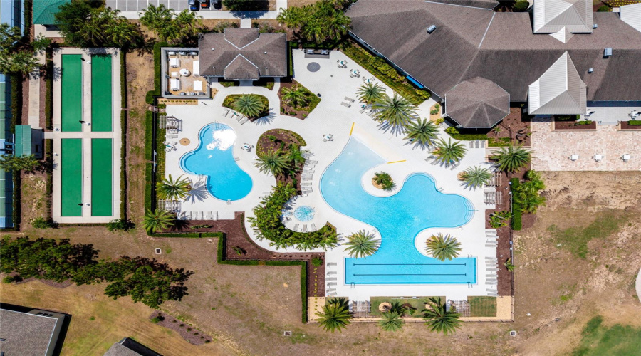 KISSIMMEE, Florida 34747, 3 Bedrooms Bedrooms, ,2 BathroomsBathrooms,Residential,For Sale,FOUR SEASONS,0,MFRS5150955