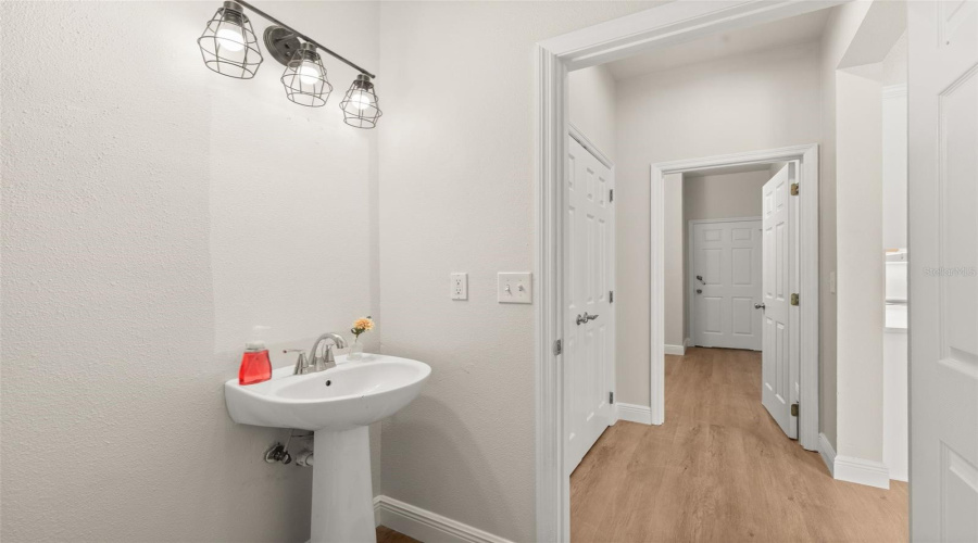 DAVENPORT, Florida 33897, 4 Bedrooms Bedrooms, ,3 BathroomsBathrooms,Residential,For Sale,KETTERING,0,MFRS5151043