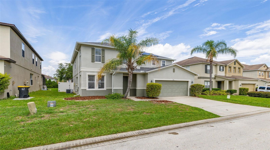 DAVENPORT, Florida 33897, 4 Bedrooms Bedrooms, ,3 BathroomsBathrooms,Residential,For Sale,KETTERING,0,MFRS5151043