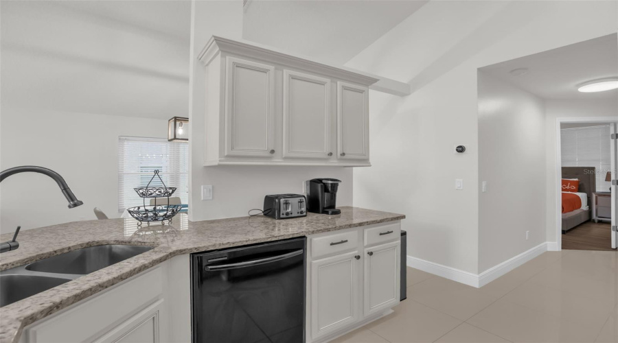 KISSIMMEE, Florida 34746, 4 Bedrooms Bedrooms, ,3 BathroomsBathrooms,Residential,For Sale,BAREFOOT BEACH,0,MFRO6412507